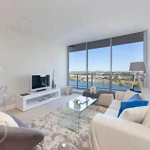 Promenade Hamilton Brisbane